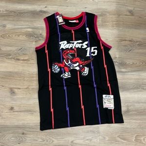 Black Vince carter mitchell and ness jersey